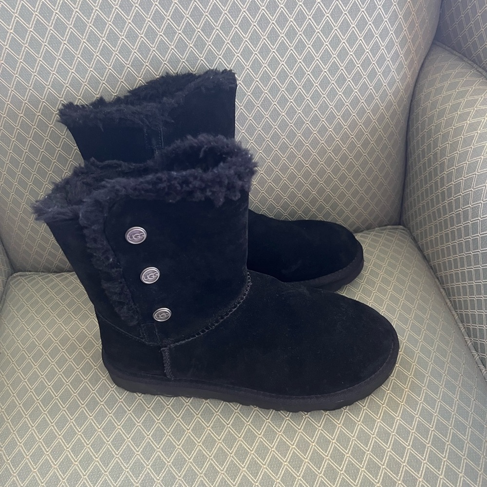 UGG Black Suede Women's Boots. Size 8
